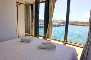 HOUSEBOAT Blue Lagoon Stintino